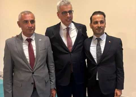 GÜZEL KARELER