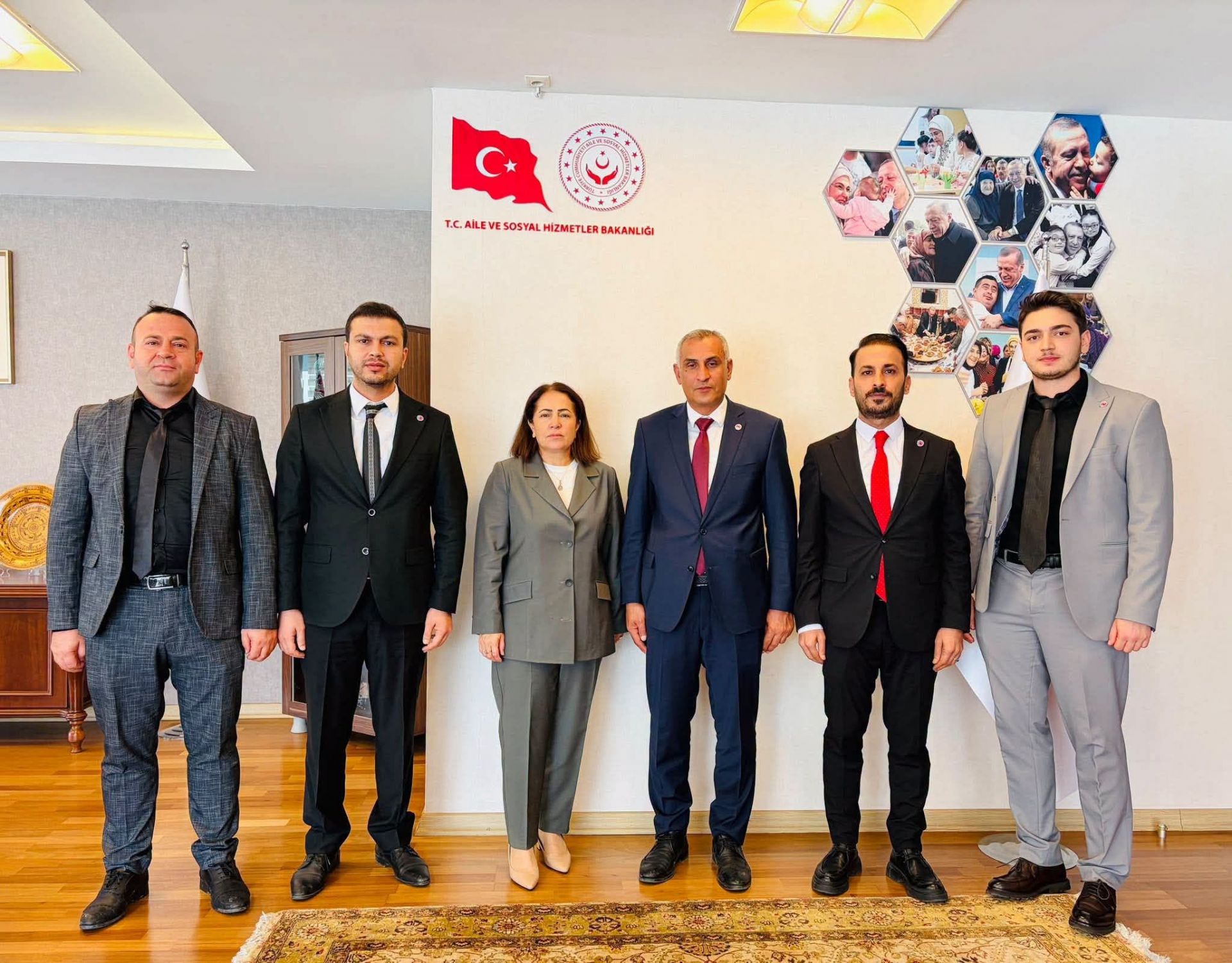 ŞEHİT GAZİ-SEN SAĞLIK SENDİKASI’NDAN AİLE VE SOSYAL HİZMETLER BAKANLIĞINA ZİYARET